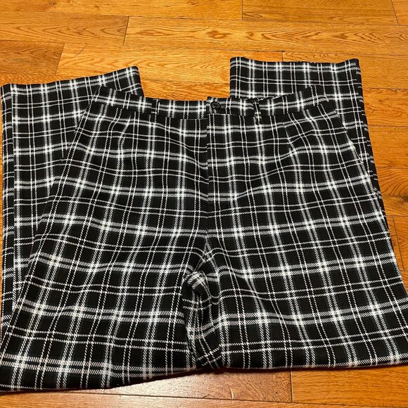 EUC Reformation Petites Franklin Pant Size 8P Black/Green Plaid - Picture 4 of 5